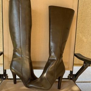 Ladies Worthington knee-high boots